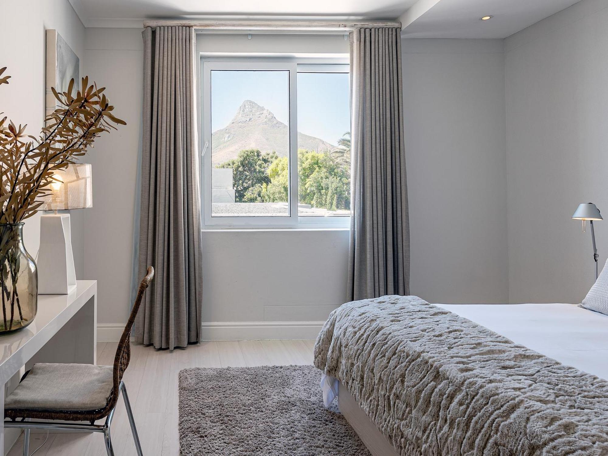 Blue Views Villas And Apartments Cape Town Room photo